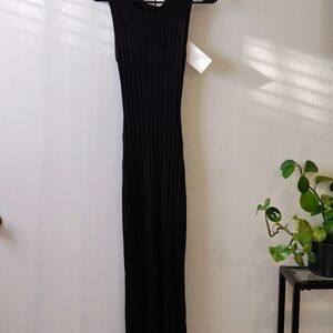 Elegant Black Sleeveless Dress